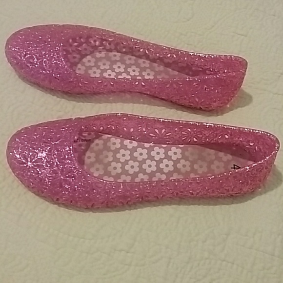 Girls shoes size 4 - Picture 3 of 7